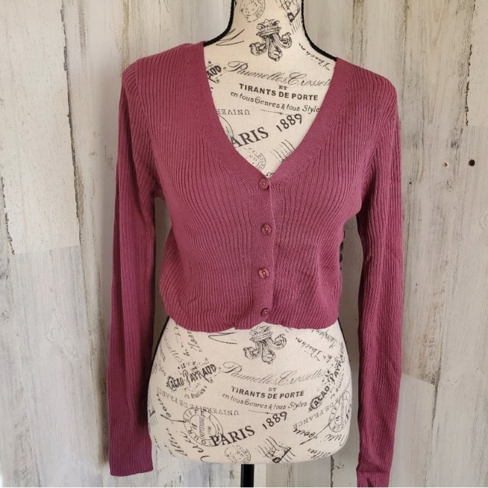Magenta long sleeve cotton crop top